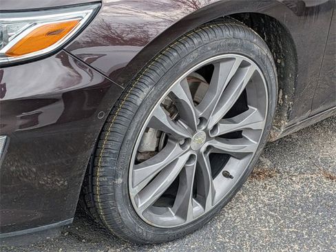 Used 2020 Chevrolet Malibu Premier image 5