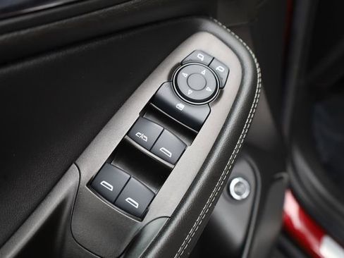 Used 2022 Buick Encore GX Essence w/ Experience Buick Package image 18