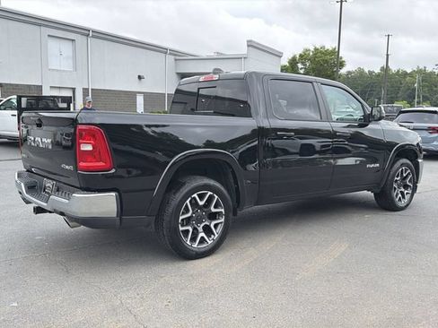 Used 2025 RAM 1500 Laramie AWD/4WD image 12