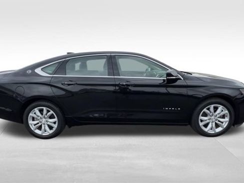 Certified 2018 Chevrolet Impala LT w/ Sunroof and Spoiler Package FWD image 8