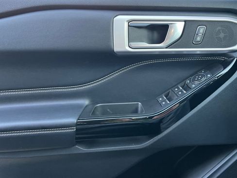 Certified 2022 Ford Explorer ST image 13
