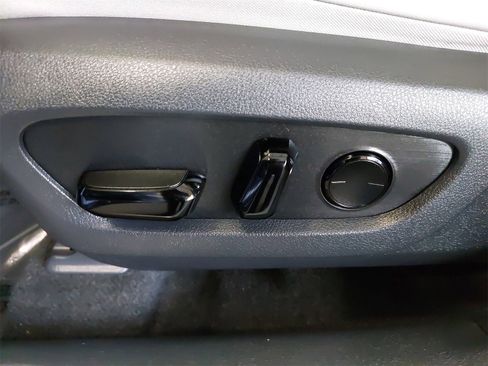 Used 2023 Lexus RX 350 Premium image 31