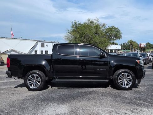 Used 2022 Chevrolet Colorado W/T w/ Custom Special Edition RWD image 2
