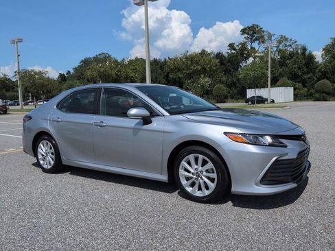Certified 2024 Toyota Camry LE FWD image 1