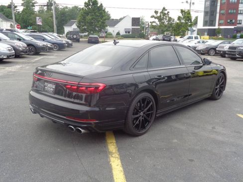 Used 2023 Audi S8 AWD/4WD image 16