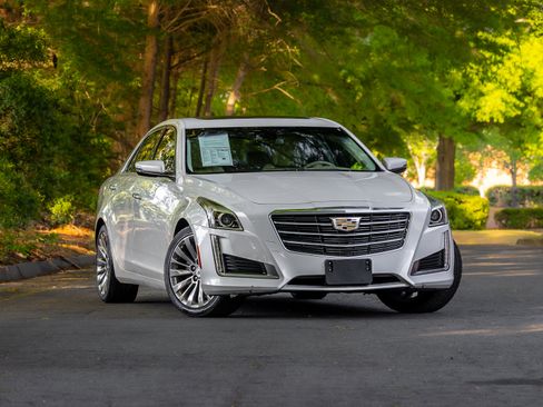 Used 2016 Cadillac CTS Luxury RWD image 1