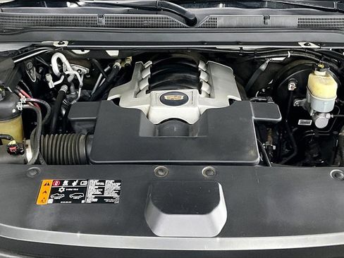 Used 2020 Cadillac Escalade ESV Luxury image 33