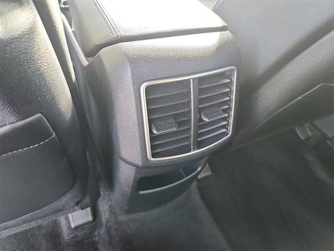 Certified 2023 Kia Sportage X-Line image 11