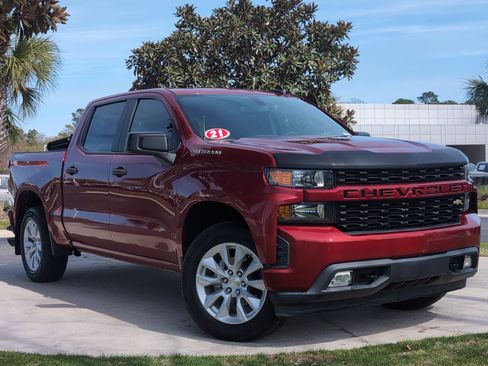 Used 2021 Chevrolet Silverado 1500 Custom image 2
