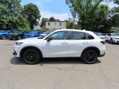 New 2026 Honda HR-V Sport image 3