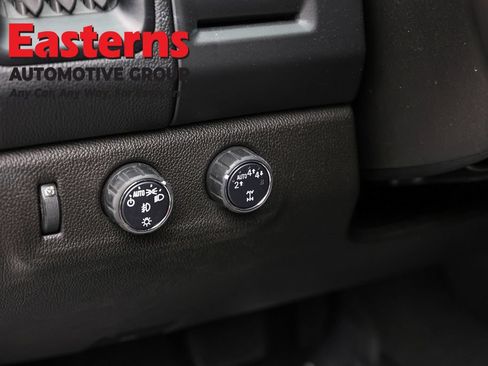 Used 2021 Chevrolet Colorado LT w/ Safety Package AWD/4WD image 22