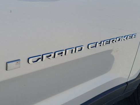 Used 2024 Jeep Grand Cherokee Limited 4xe AWD/4WD image 8