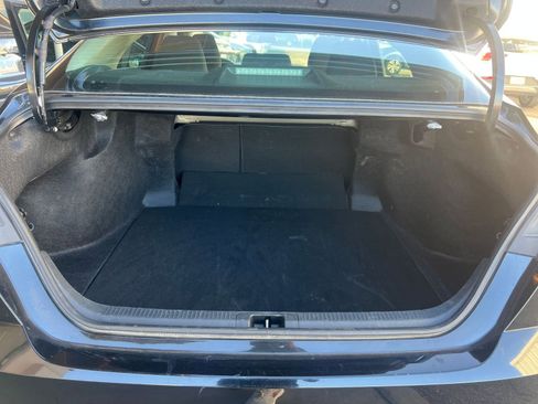 Used 2025 Toyota Camry LE image 31