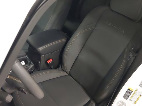 Used 2024 Jeep Wrangler Sahara w/ Technology Group image 22