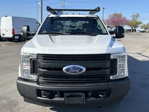 Used 2018 Ford F250 XL w/ Power Equipment Group image 10