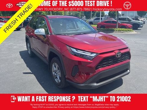 Used 2025 Toyota RAV4 XLE w/ Convenience Package FWD image 1