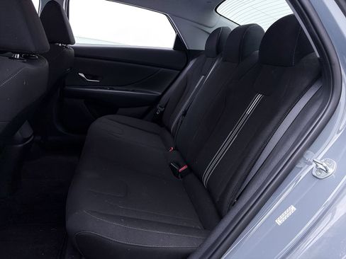 Used 2022 Hyundai Elantra SEL w/ Cargo Package FWD image 33