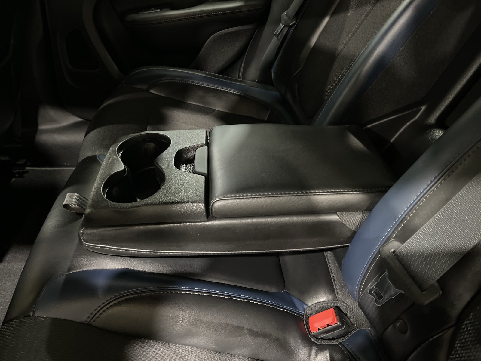 Used 2016 Chrysler 200 S w/ Comfort Group FWD image 14