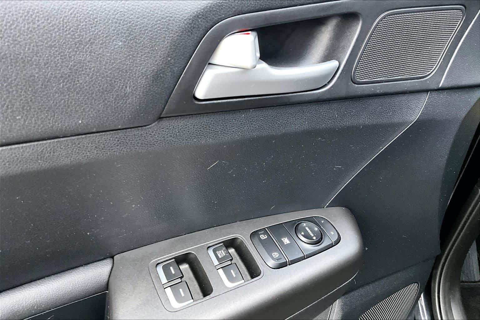 Used 2020 Kia Sportage LX AWD/4WD image 31