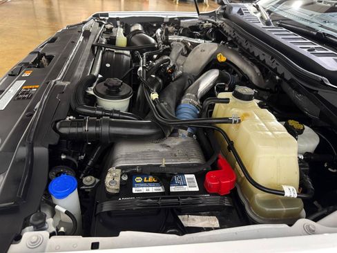 Used 2023 Ford F250 XLT w/ XLT Premium Package AWD/4WD image 62