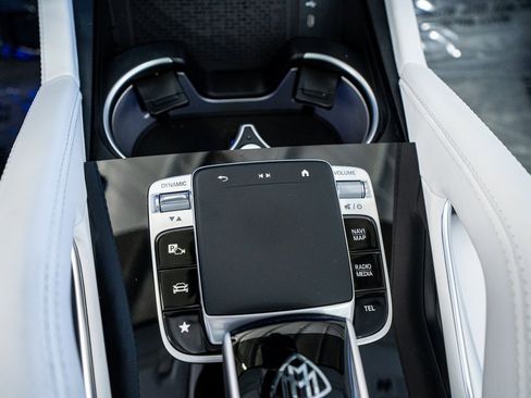 Used 2024 Mercedes-Benz Maybach GLS 600 4MATIC image 56