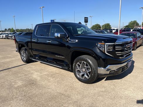 New 2026 GMC Sierra 1500 SLT w/ SLT Premium Package AWD/4WD image 2