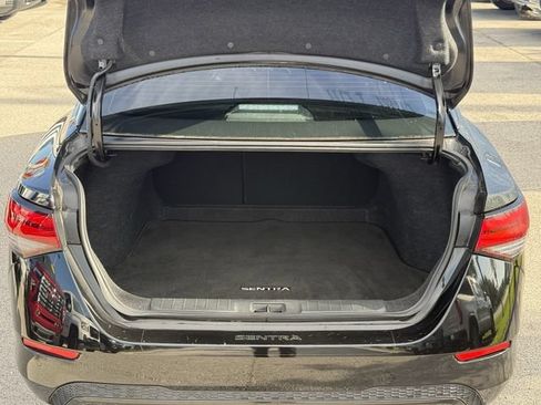 Used 2022 Nissan Sentra SV w/ All-Weather Package FWD image 12