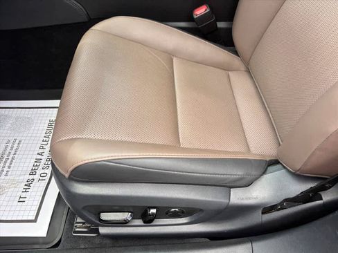 Used 2022 Lexus ES 350 w/ Premium Package FWD image 23