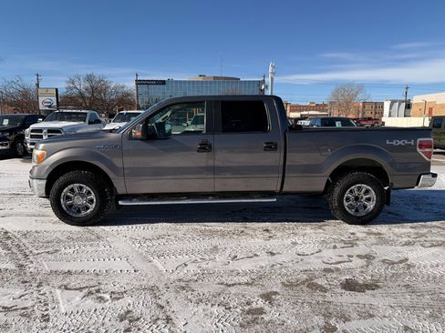 Used 2010 Ford F150 XLT image 1