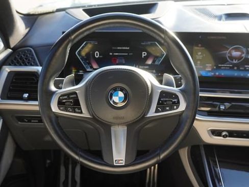 Used 2024 BMW X7 xDrive40i w/ Executive Package AWD/4WD image 18
