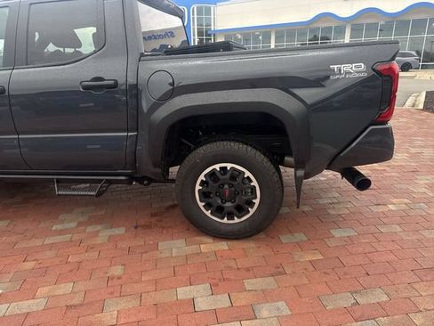 Used 2024 Toyota Tacoma TRD Off-Road AWD/4WD image 6