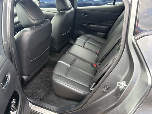 Used 2019 Nissan Leaf SL Plus w/ Protection Package FWD image 7