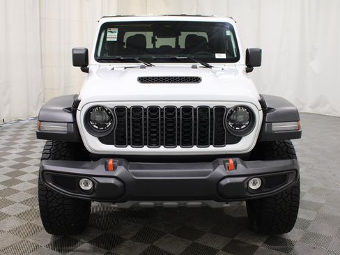 Used 2026 Jeep Gladiator Mojave AWD/4WD image 35