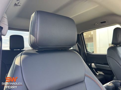 New 2026 Ford F350 Lariat w/ Black Appearance Package image 18