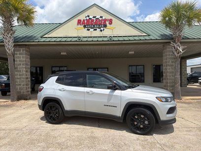 Used 2024 Jeep Compass Latitude w/ Convenience Group