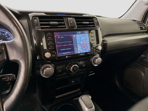 Used 2024 Toyota 4Runner TRD Off-Road Premium image 26