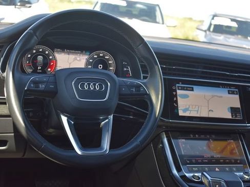 Used 2021 Audi Q8 Premium Plus w/ Premium Plus Package AWD/4WD image 22