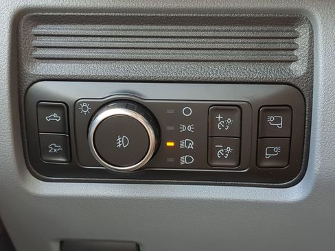 New 2026 Ford F250 XLT w/ XLT Premium Package image 59