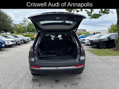 Used 2022 Jeep Grand Cherokee Limited AWD/4WD image 12