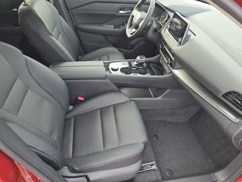 New 2026 Nissan Rogue SV image 27