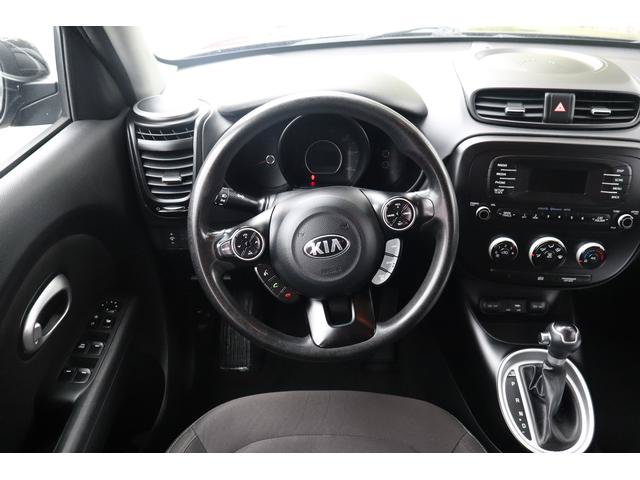 Used 2016 Kia Soul FWD image 10