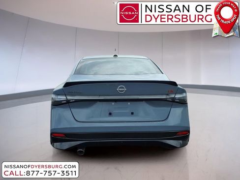 New 2026 Nissan Sentra SR FWD image 4