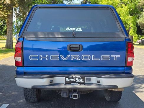 Used 2004 Chevrolet Silverado 1500 W/T w/ Light Duty Power Package AWD/4WD image 4