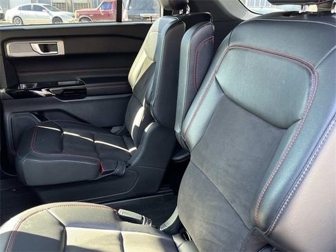 Used 2023 Ford Explorer ST-Line w/ Class IV Trailer Tow Package image 21