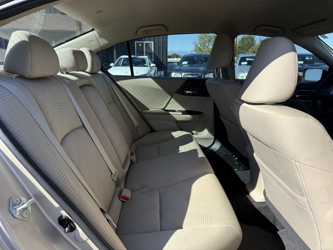 Used 2015 Honda Accord LX image 16