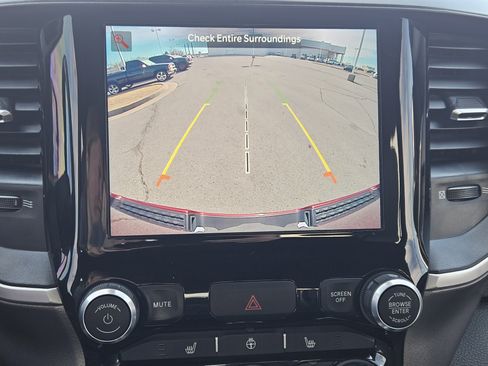 Used 2023 RAM 1500 Big Horn image 16