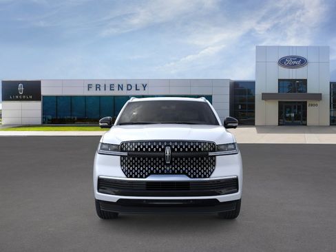New 2026 Lincoln Navigator Reserve AWD/4WD image 6