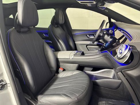 Certified 2023 Mercedes-Benz EQS 580 4MATIC SUV image 12