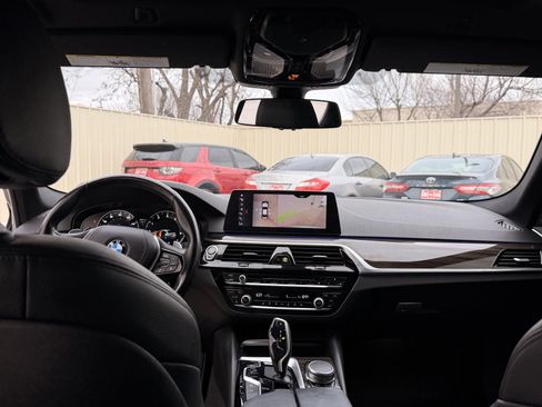 Used 2019 BMW 540i xDrive 540i xDrive Sedan w/ Convenience Package image 18