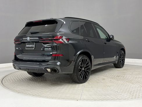 Certified 2025 BMW X5 xDrive40i w/ M Sport Package AWD/4WD image 9